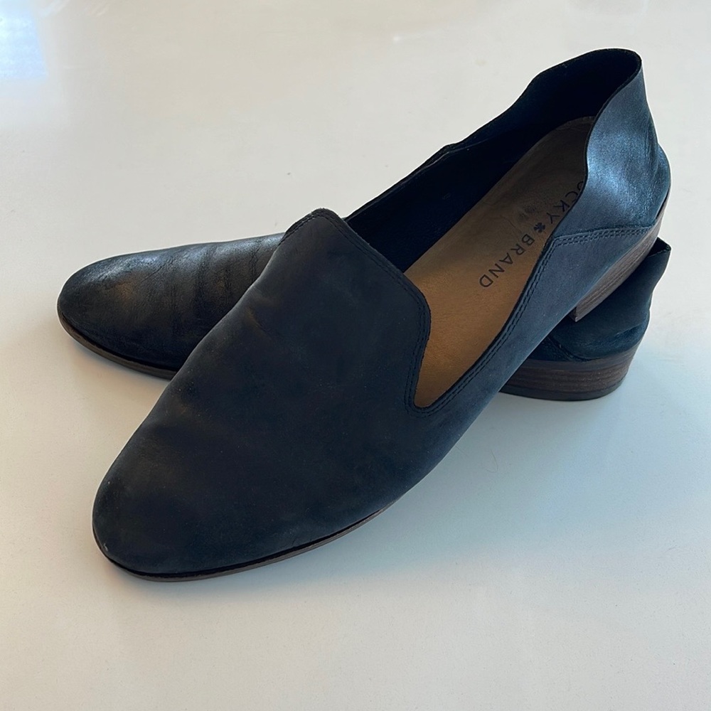 Lucky brand low heel slip on black women’s shoes